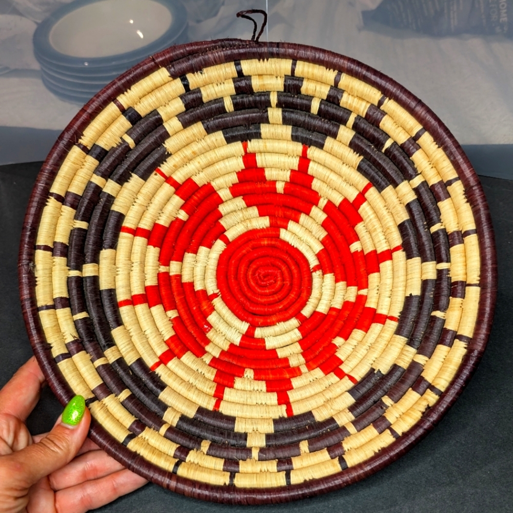 Vintage woven African/Native American style red/black/taupe straw coil bowl